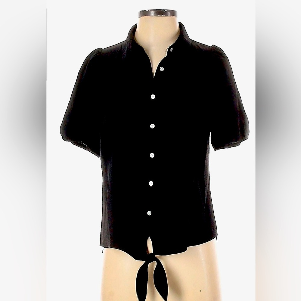 Nine West
Short Sleeve, Tie Up, Button Down Blouse